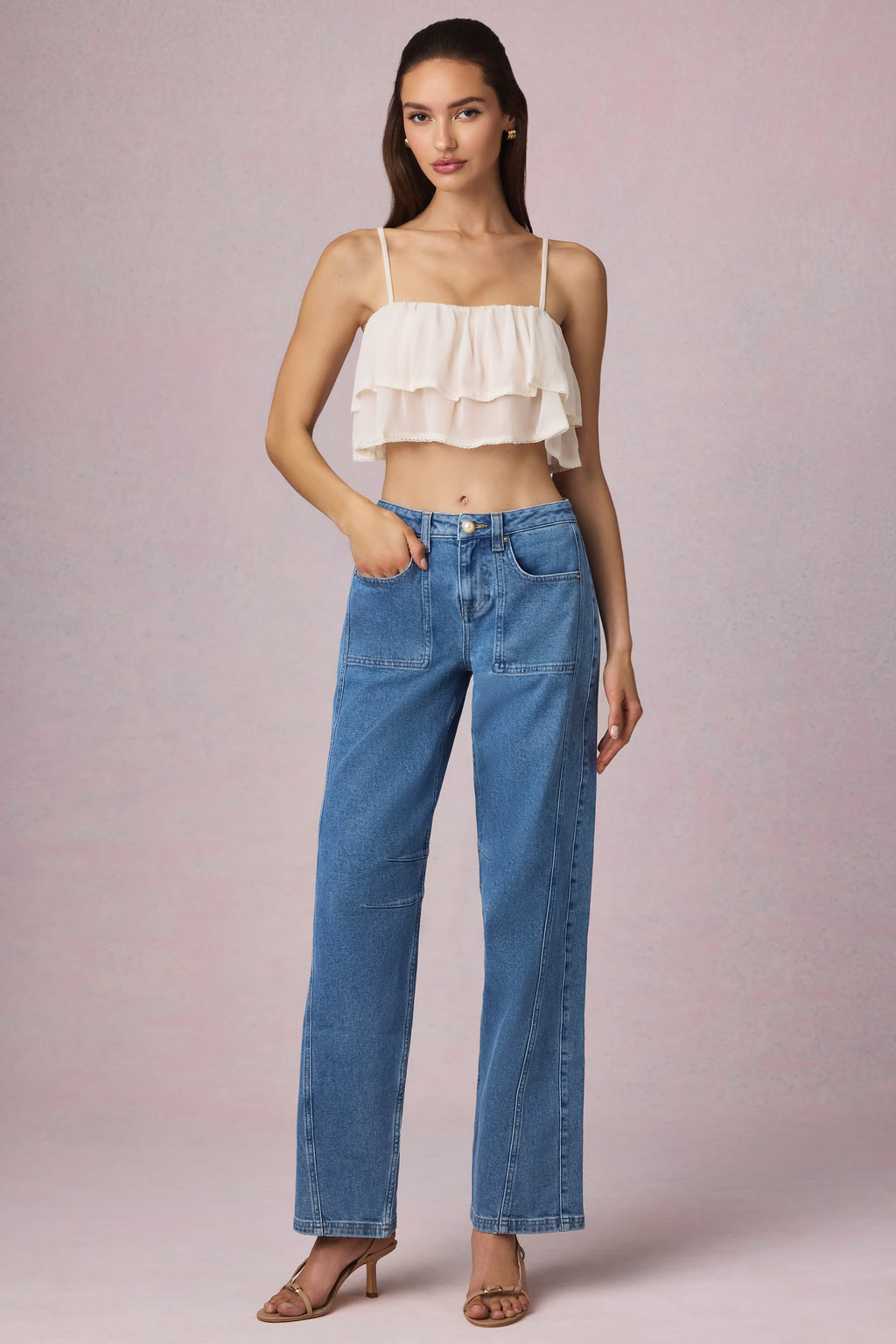 Chic Mid-Rise Barrel-Leg Jeans in Mid-Blue Wash