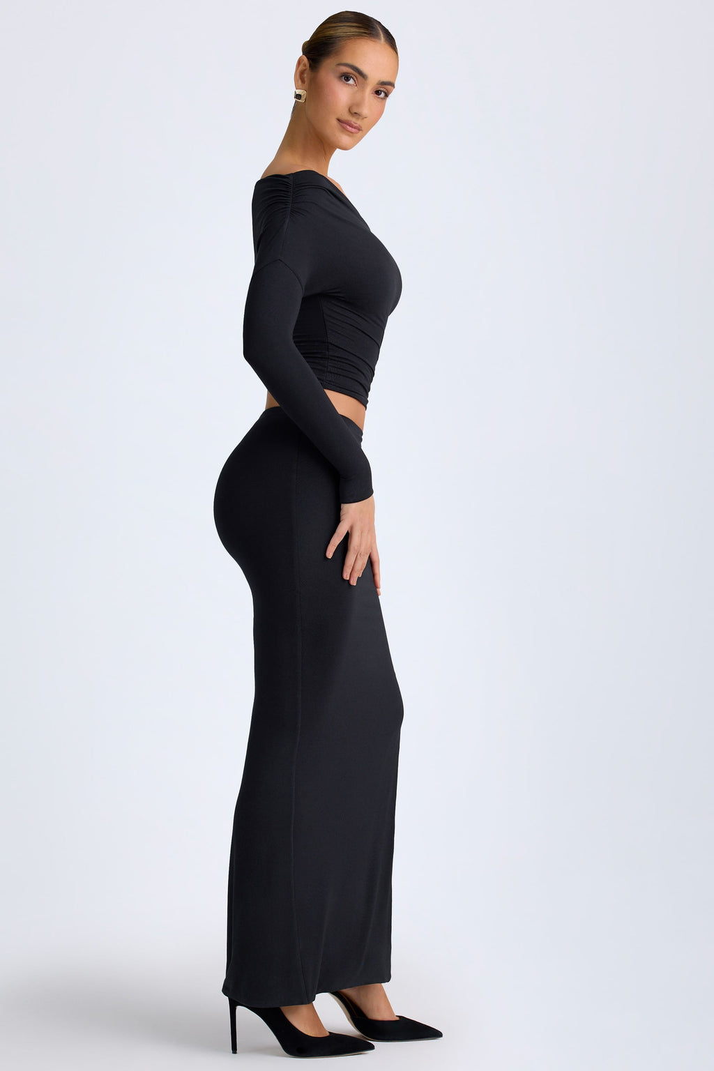 Chic Modal Low-Rise Maxi Skirt in Black