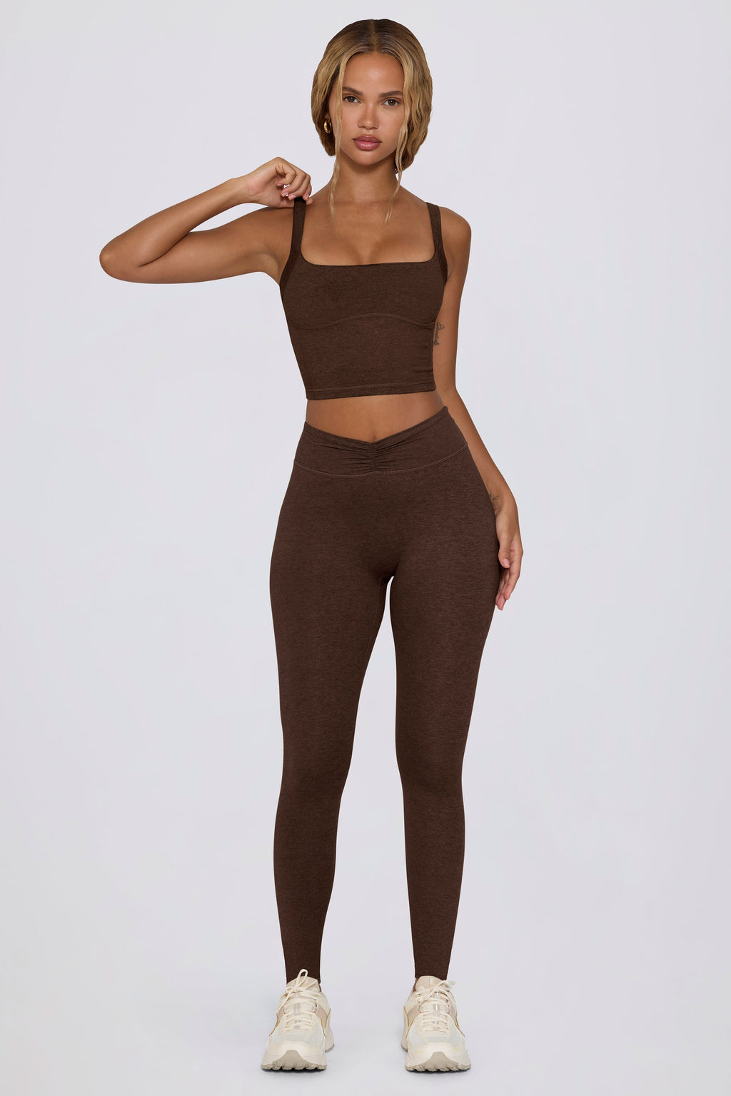 Chic Cropped Tank Top in Pecan Marl