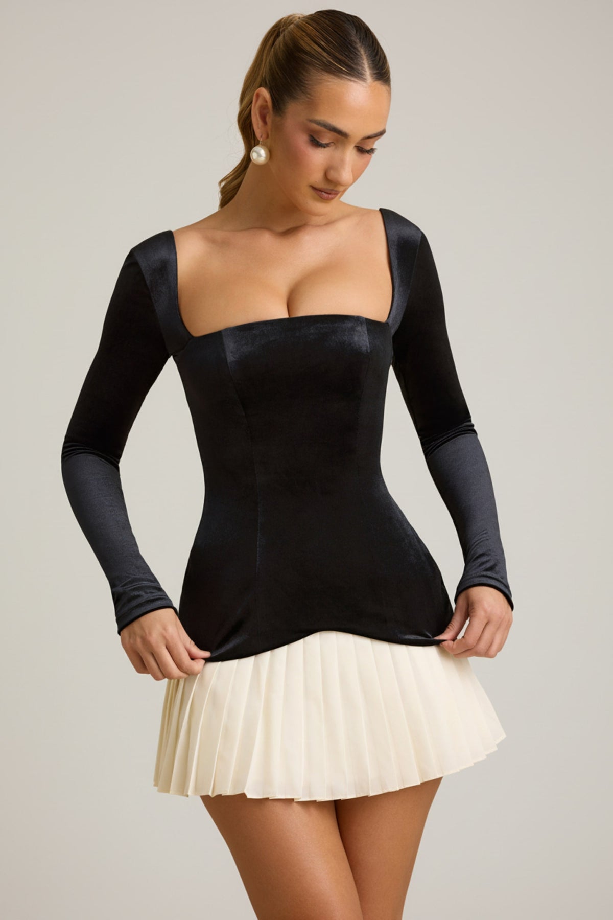 Chic Layered Pleated Corset Mini Dress in Black