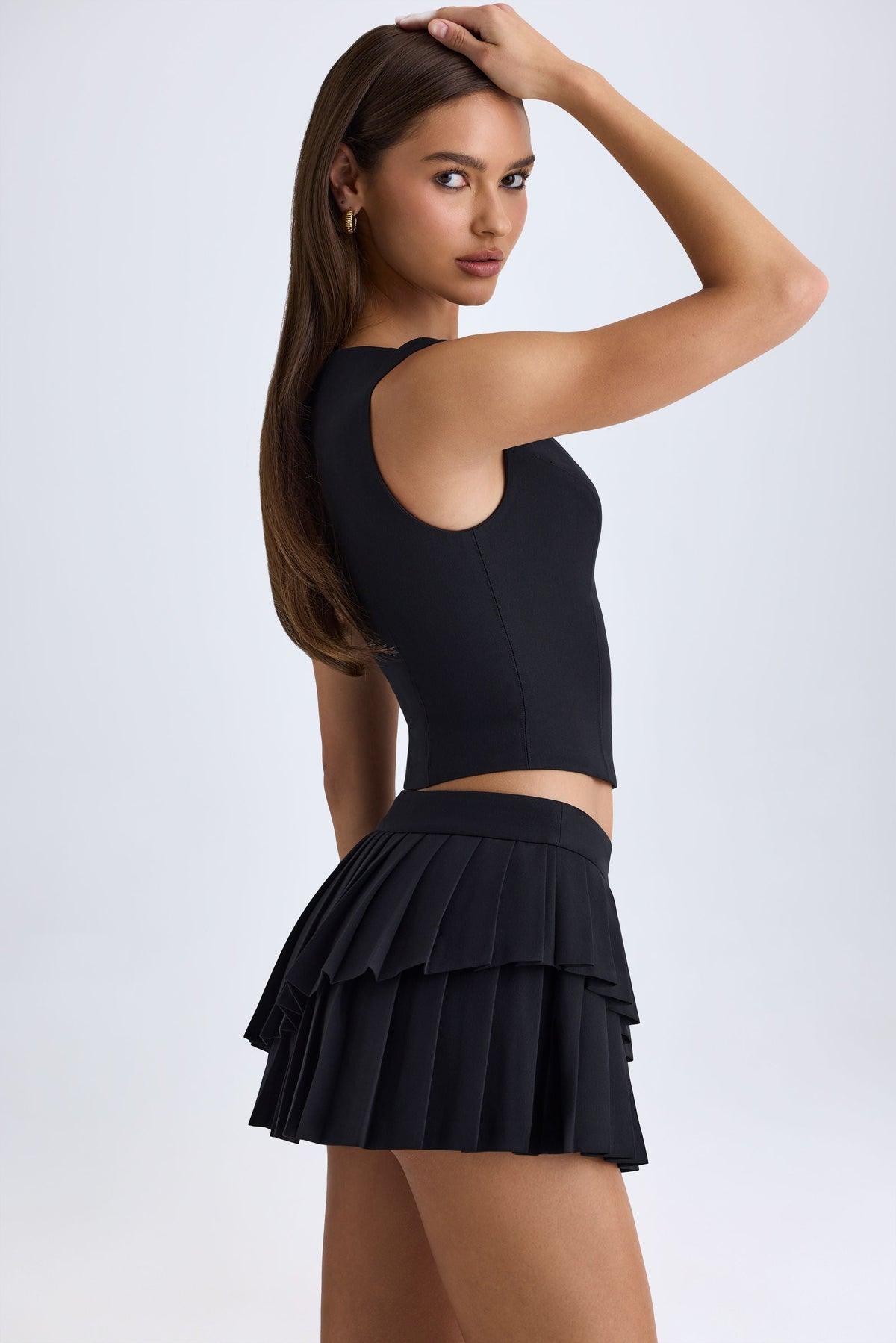 Chic Layered Pleated Low-Rise Mini Skirt in Black