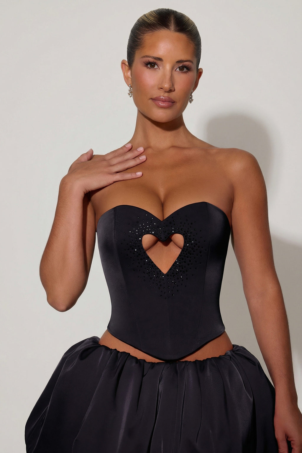 Chic Embellished Heart Cut-Out Strapless Corset Top in Black