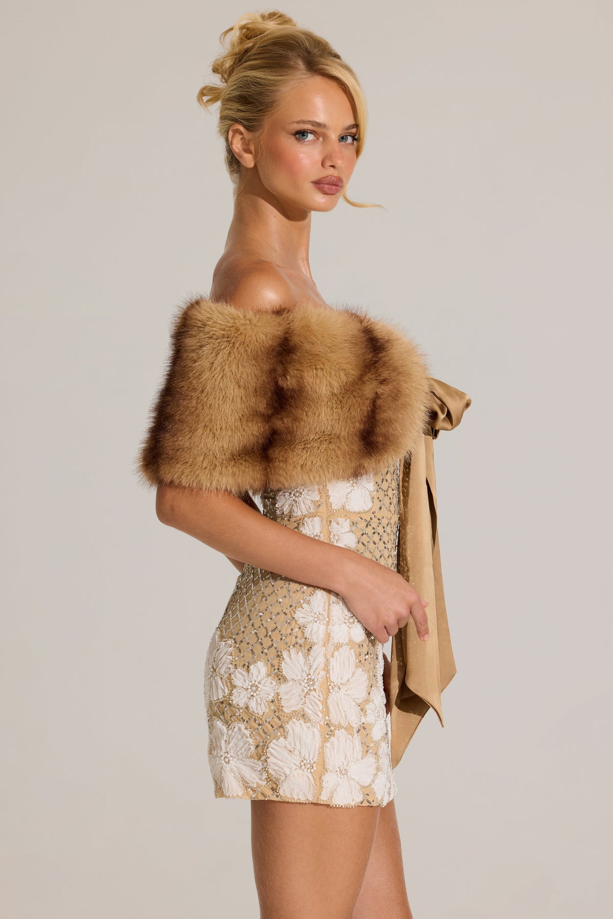 Chic Fur Ribbon-Tie Stole in Mink