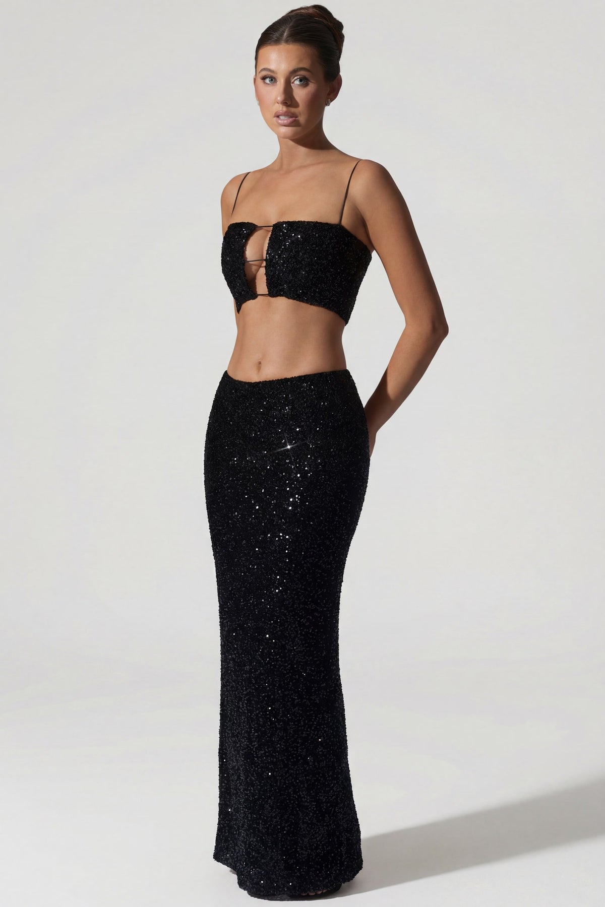 Chic Embellished Cut-Out Crop Top in Black