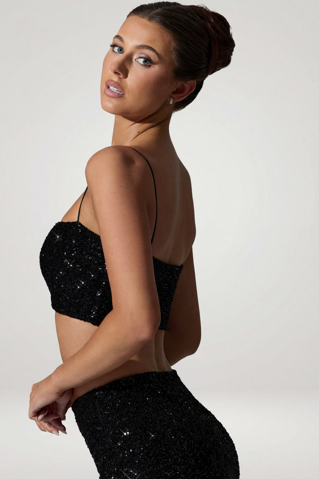 Chic Embellished Cut-Out Crop Top in Black