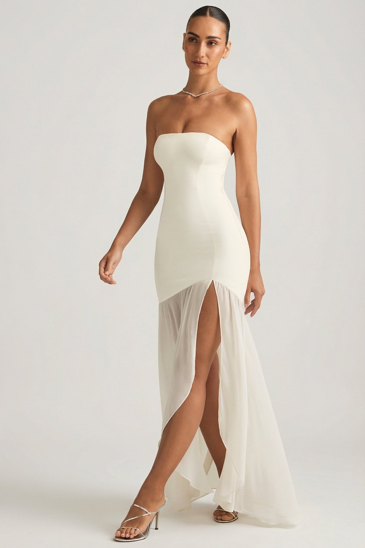 Chic Asymmetric Strapless Fishtail Maxi Dress in Ivory