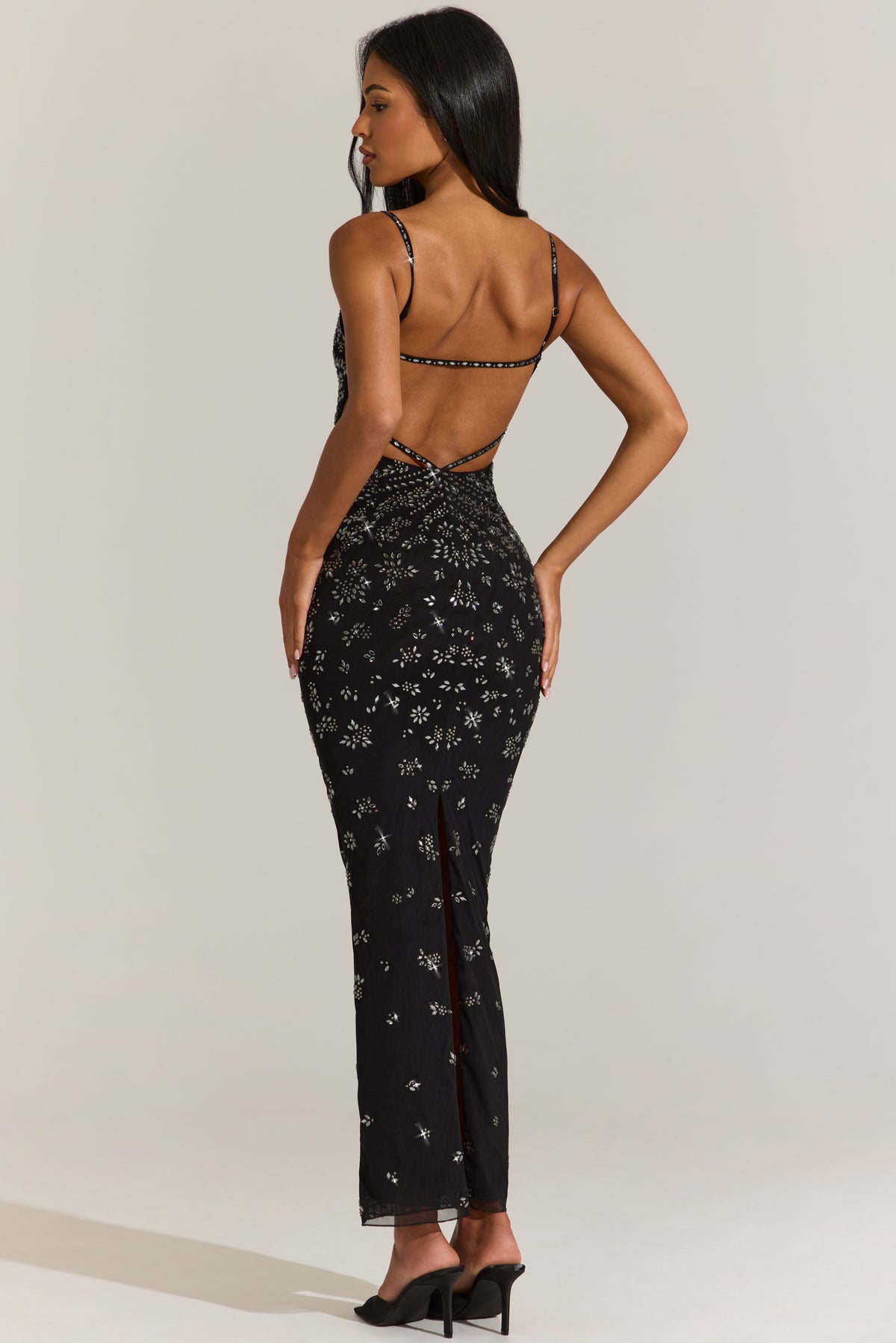 Chic Embellished Plunge Neck Maxi Dress in Black