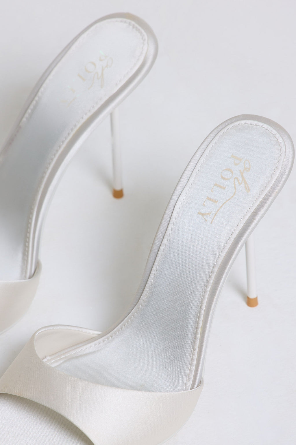 Chic Satin Heeled Mule Sandal in Pearl White