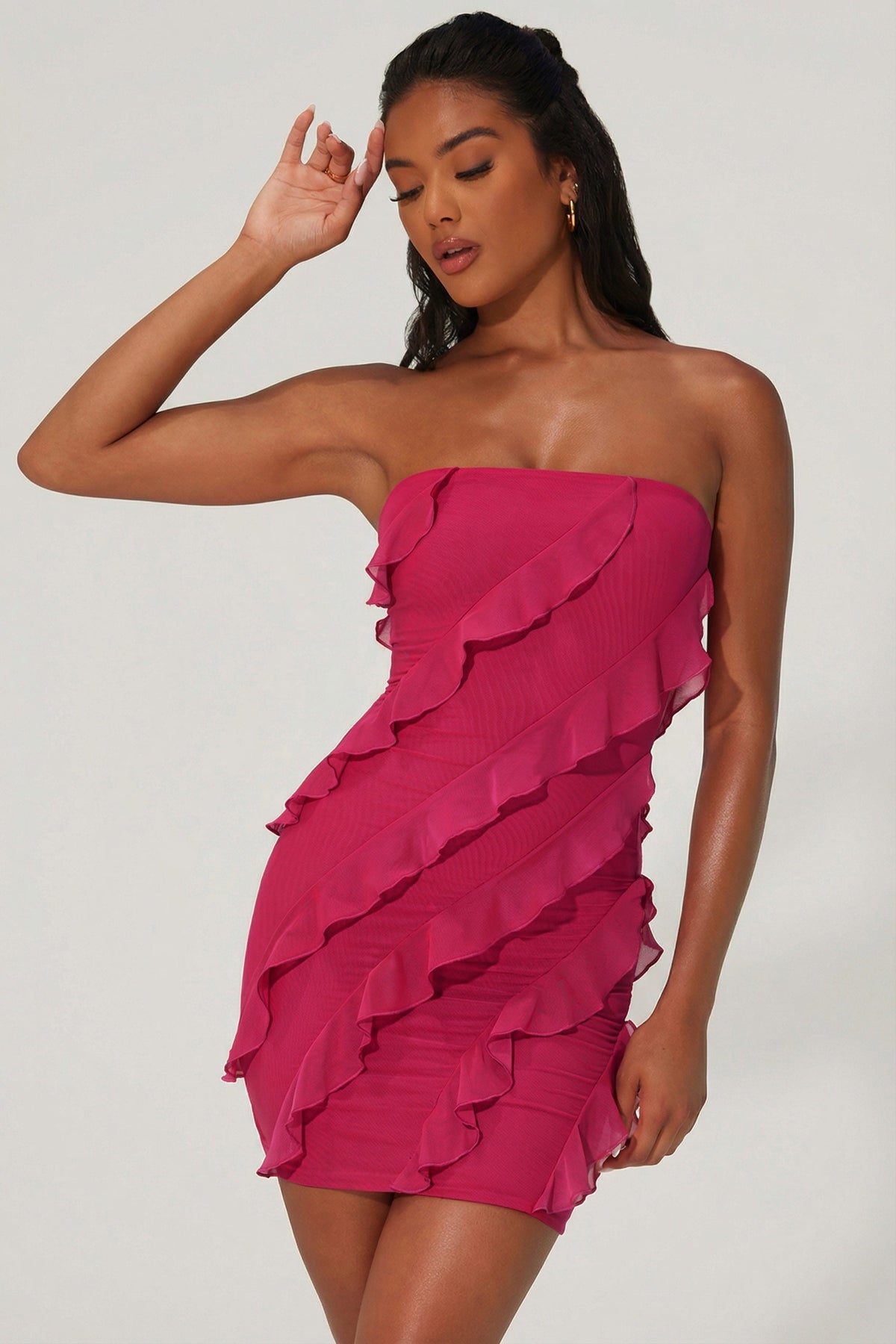 Chic Bandeau Ruffle Detail Mini Dress in Raspberry