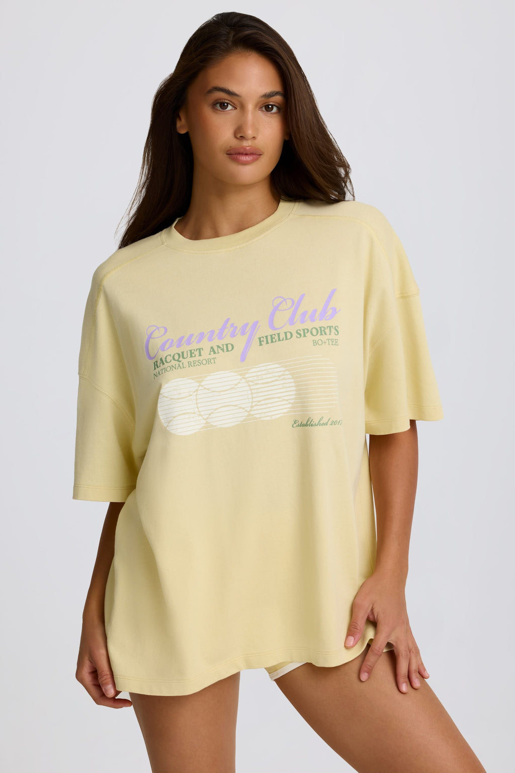 Chic Oversized Graphic T-Shirt in Lemon