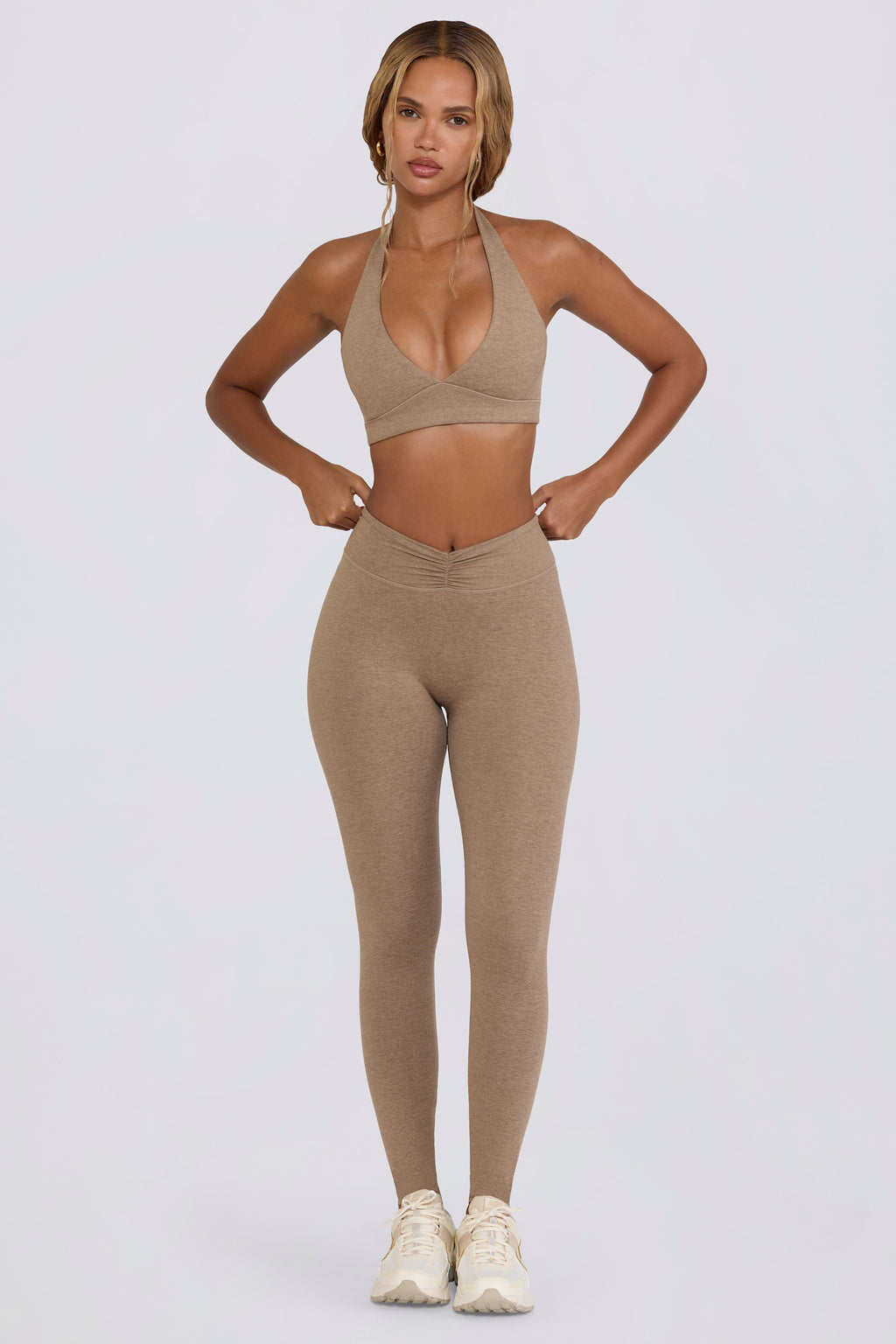 Chic Brushed Jersey Ruched Mid-Rise Leggings in Mocha Marl