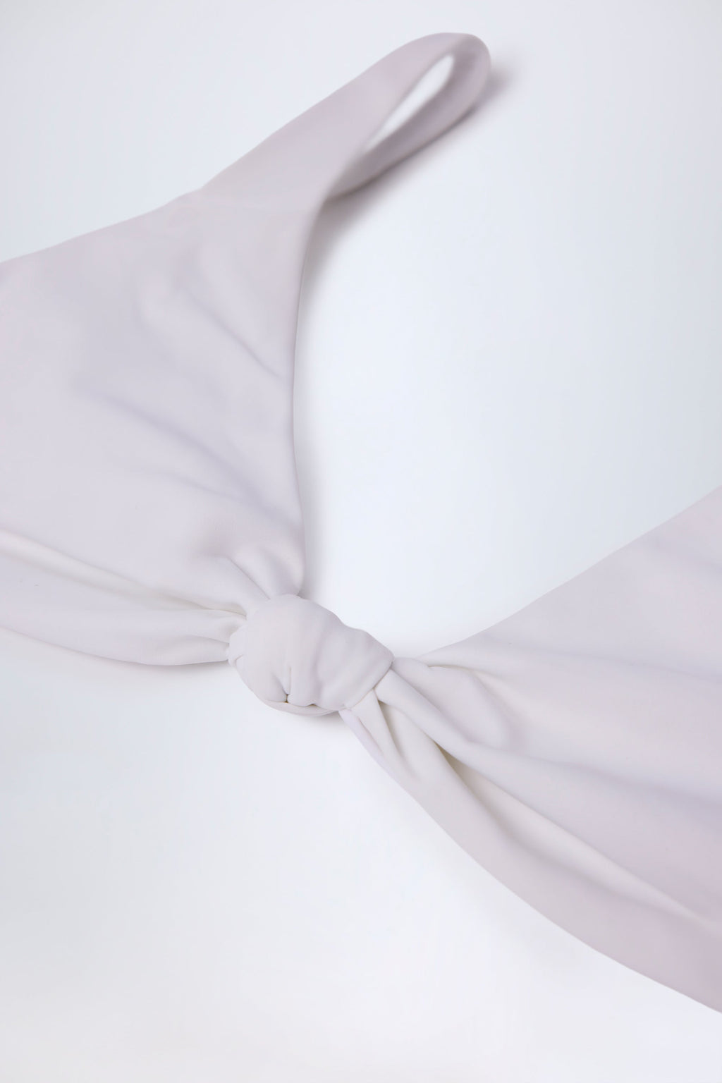 Chic Knot-Detail Bikini Top in White