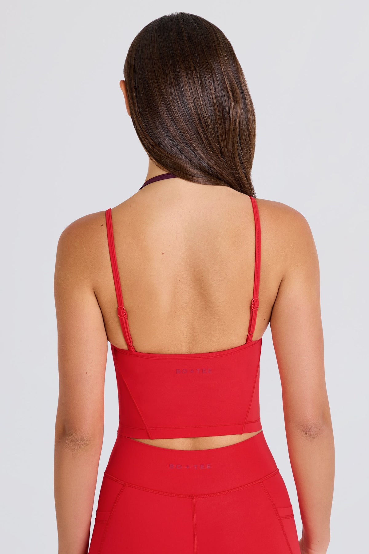 Chic Soft Active Layered Cropped Tank Top in Strawberry
