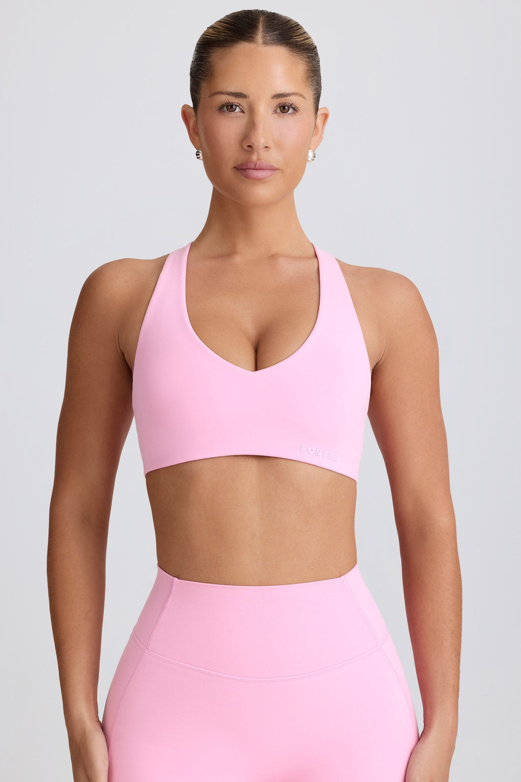 Chic Soft Active V-Neck Sports Bra in Baby Pink