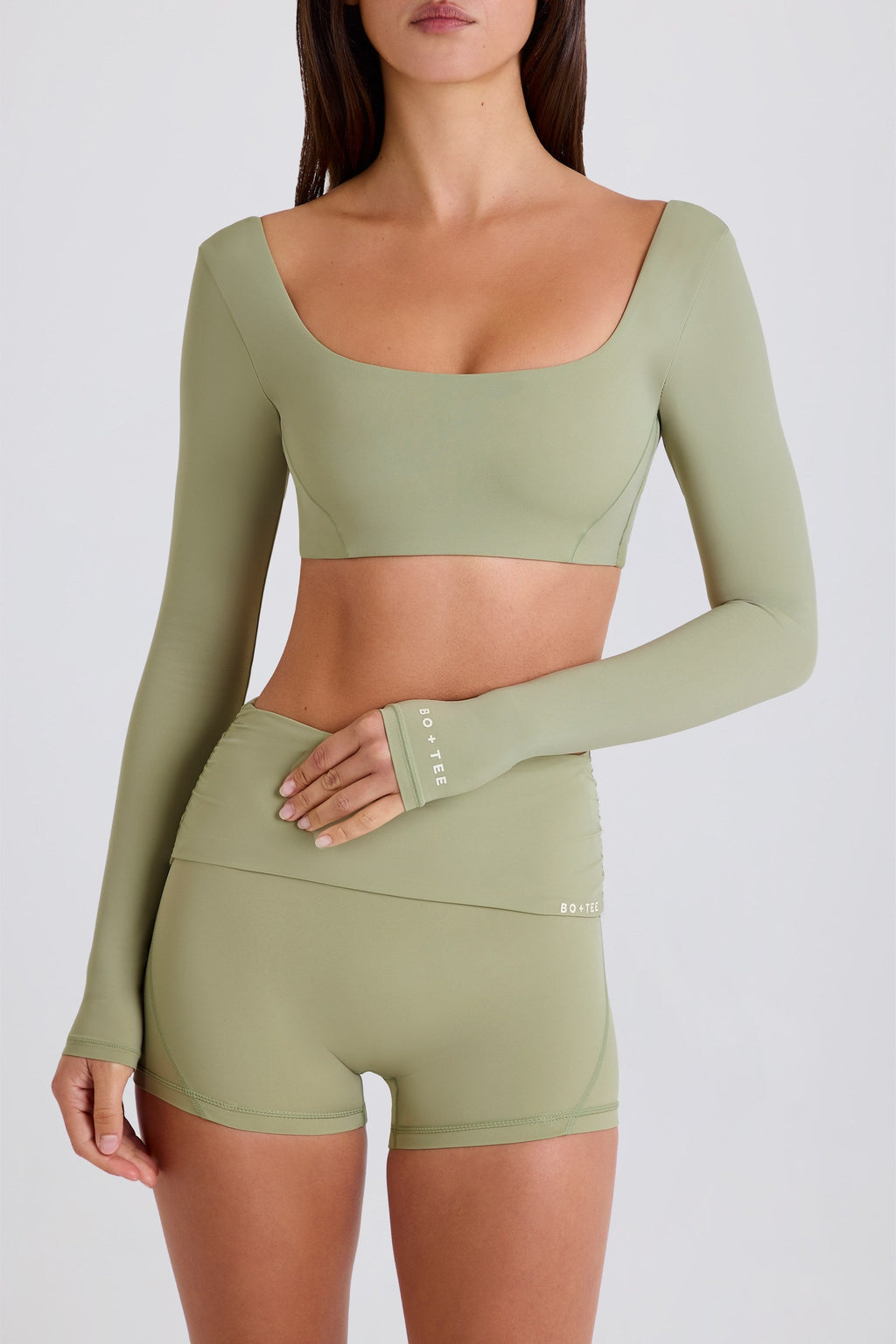 Chic Long-Sleeve Crop Top in Matcha